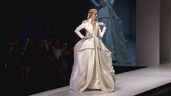 "Ready Couture" auf der Arab Fashion Week in Dubai