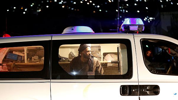 Kabil'de Şii türbesine saldırı: En az 14 ölü Kabil'de Şii türbesine saldırı: En az 14 ölü