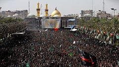 Gedenken an Martyrium des Imams Husain Ali: Muslime begehen Aschura-Fest