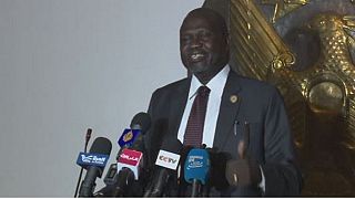 Soudan du sud: Riek Machar en Afrique du sud pour des " examens médicaux"