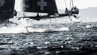 Alinghi wins third straight Act to take Extreme Sailing Series to wire