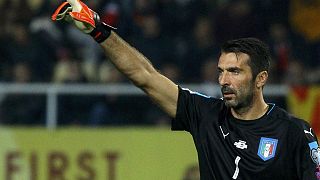 Gianluigi Buffon vence Golden Foot 2016