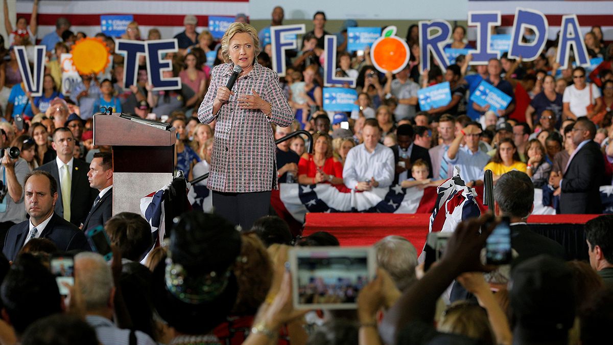 Elecciones en EE.UU.: Los estados decisivos podrían inclinarse hacia Clinton