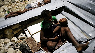 Haïti : plus de 100 000 élèves dans la rue après le passage de l'ouragan Matthew