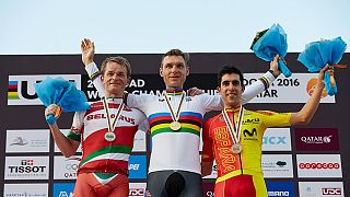 Martin wins record-equaling fourth world time trial title