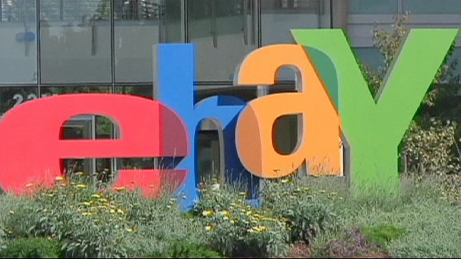 Für 5.000 Euro: 40 Tage altes Baby aus Duisburg auf Ebay angeboten
