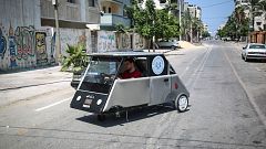 Gazze'nin ilk güneş enerjili otomobili