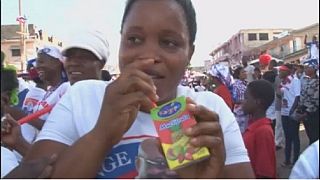 Un jus de fruit devient un symbole de campagne au Ghana