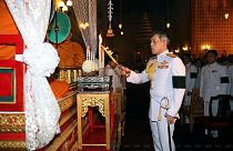 Tayland'ın yeni kralı Maha Vajiralongkorn olacak