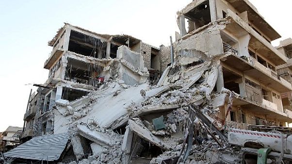 Aleppo: Dutzende Tote bei Beschuss und Luftangriffen in West- und Ostteilen Aleppo: Dutzende Tote bei Beschuss und Luftangriffen in West- und Ostteilen