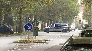الشرطة الألمانية تفتش مدارس بعد تلقيها رسائل تهديدات