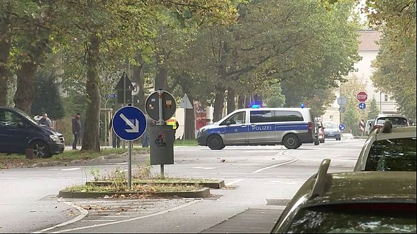 Német iskolákat fenyegettek meg Német iskolákat fenyegettek meg