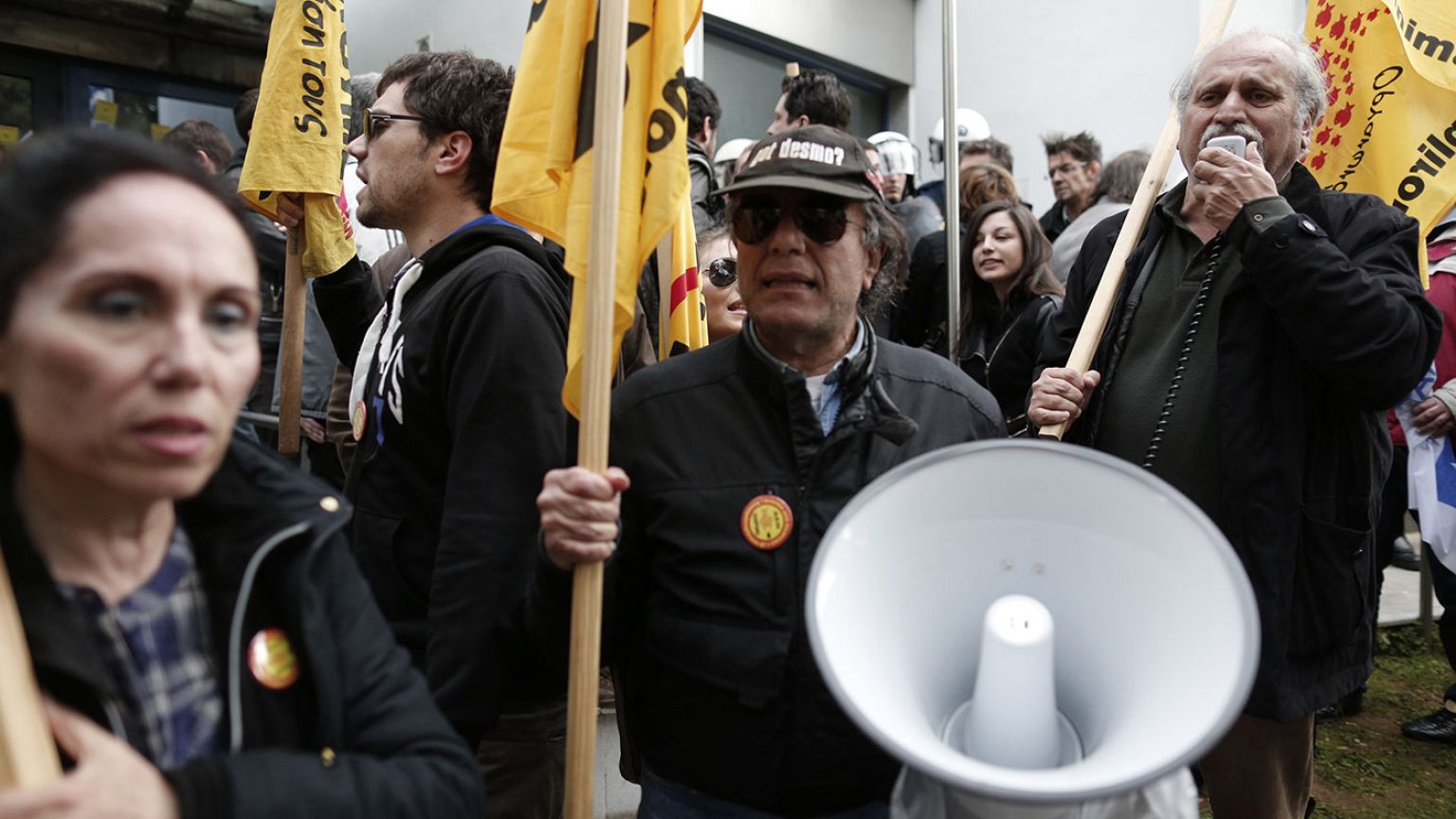 Ελλάδα: «Μπλόκο» στους πλειστηριασμoύς από τους συμβολαιογράφους