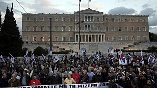 A görögöknek elegük van: újabb tüntetés volt Athénban
