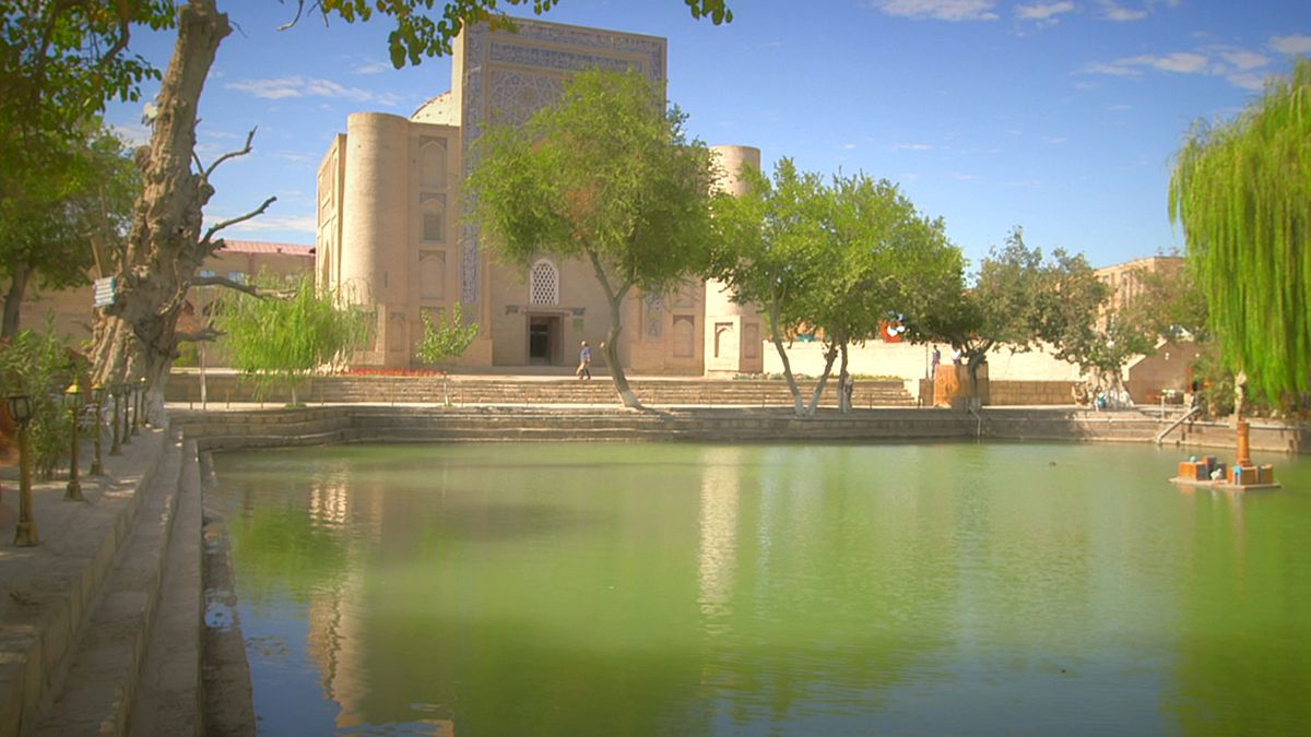 Bujará: Lyabi-Hauz un remanso de paz uzbeko