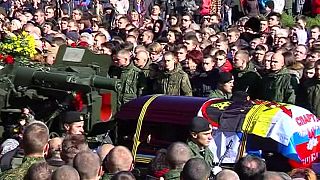 Ukraine: Thousands mourn Russian separatist commander killed in blast