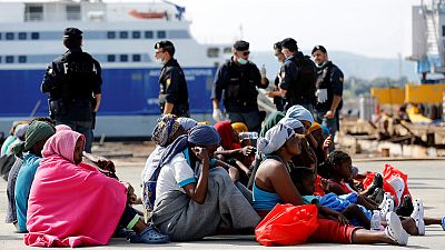 Ливия просит у Италии помощи с беженцами