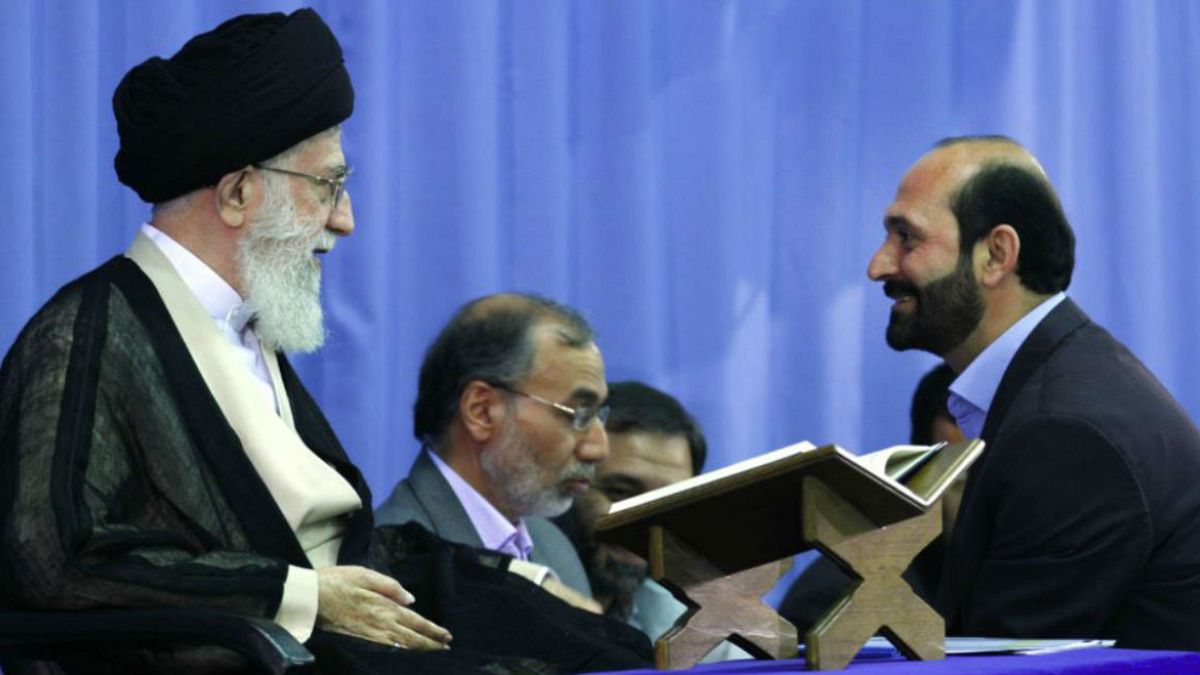 قاری قرآن متهم به تجاوز: مرا واسطه هتاکی به رهبر ایران کرده‌اند