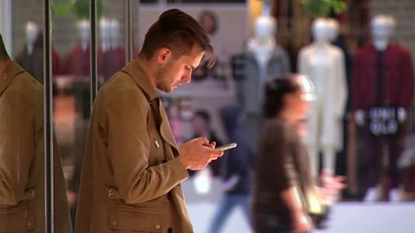 Amnistía Internacional denuncia la falta de privacidad de algunas aplicaciones de mensajería Amnistía Internacional denuncia la falta de privacidad de algunas aplicaciones de mensajería