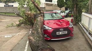 Hong Kong balayée par le typhon Haima, moins violent qu'aux Philippines