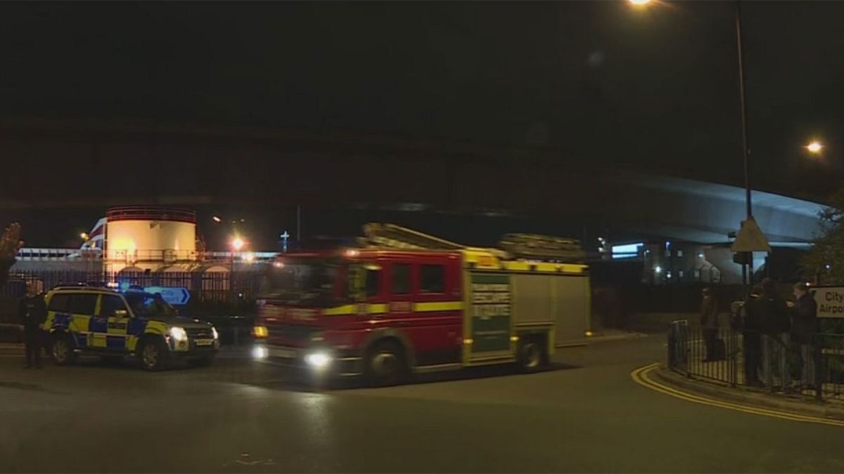 Evakuálták a London City Airportot