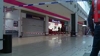 Crowds evacuated from Belgian shopping mall