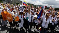 Tausende Teilnehmer bei Frauendemo gegen Venezuelas Regierung