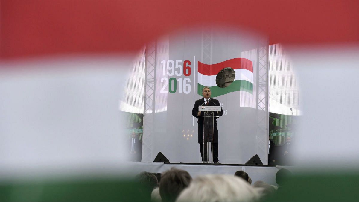 زد و خورد در حاشیه مراسم سالگرد خیزش ضد کمونیستی در مجارستان