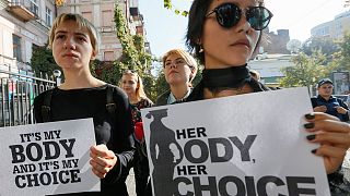 Polonya'da kadınlardan kürtaj yasasına geçit yok