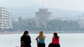 Ελλάδα: «Κόβουν» από παντού οι Θεσσαλονικείς λόγω κρίσης