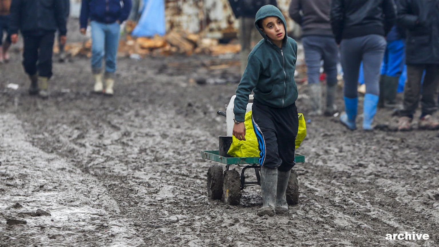 Botrányos körülmények a calais-i táborban