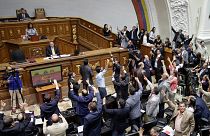Venezuela: Government supporters storm National Assembly