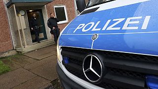 Alman polisi Suriyeli mültecilerin kaldığı evlerde arama yaptı