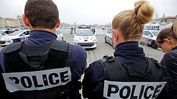 Fransa'daki çalışma koşulları polis memurlarını zorluyor Fransa'daki çalışma koşulları polis memurlarını zorluyor