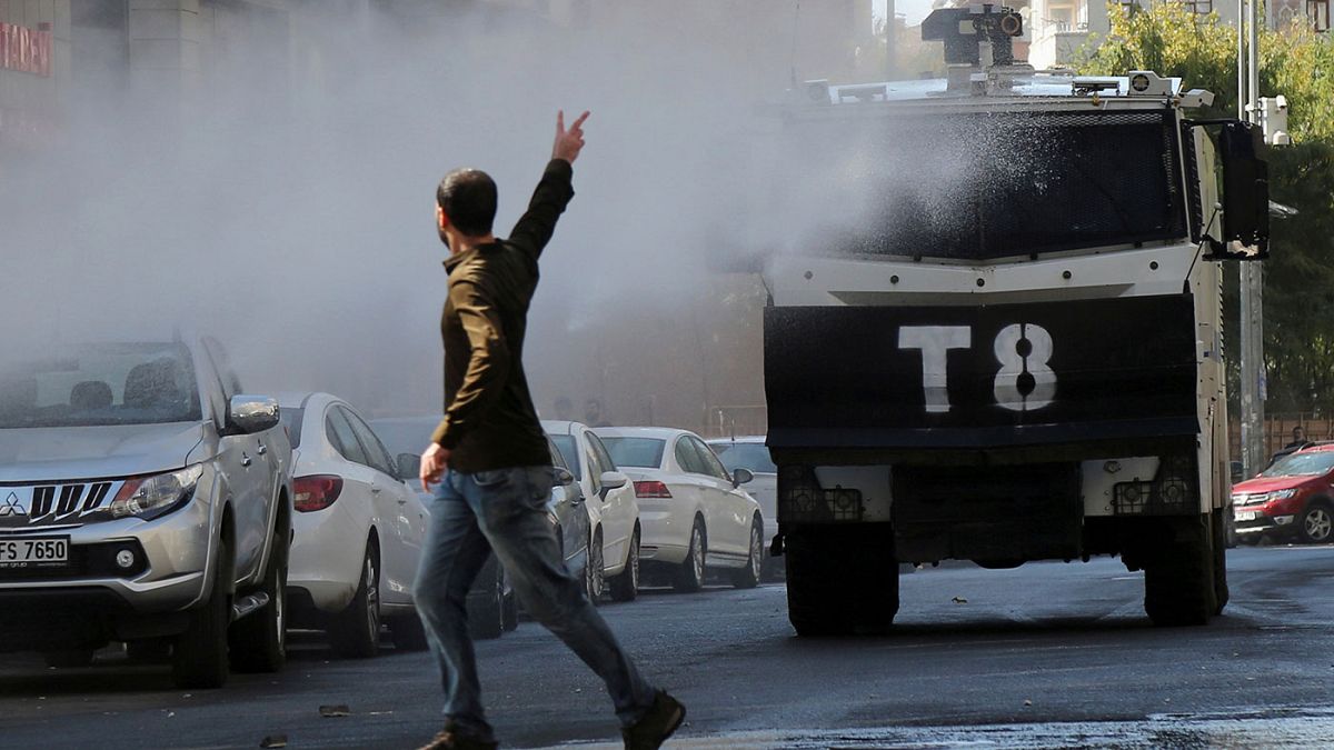 Турция: акции протеста из-за ареста руководителей города Диярбакыр