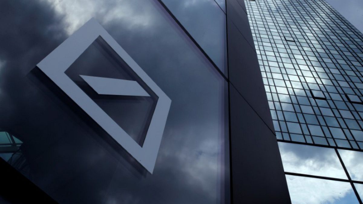 Deutsche Bank ofusca multa milionária com lucros surpreendentes