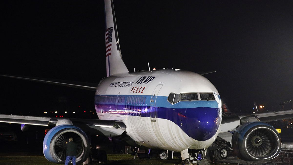 Mike Pence's plane slides off runway in New York