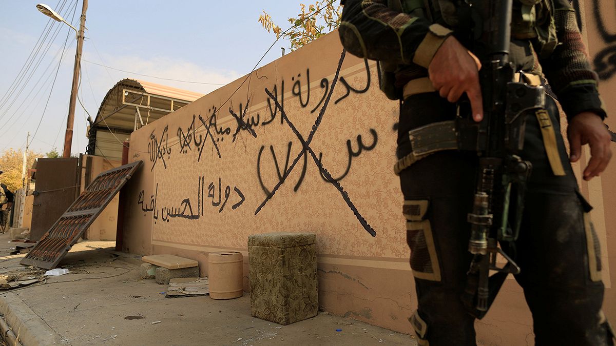 الموصل : داعش يختطف  8 آلاف عائلة ويستخدمها دروعا بشرية