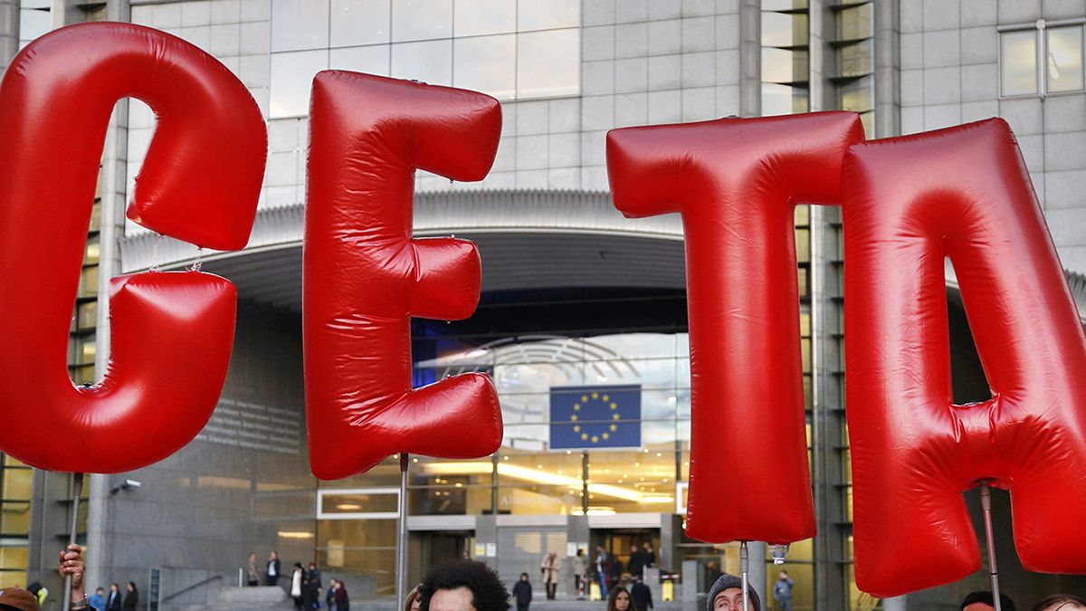 Belgium signs the CETA deal