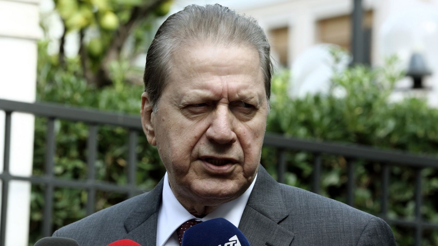 Τηλεοπτικές άδειες: Βύρωνα Πολύδωρα για πρόεδρο ΕΣΡ προτείνει η κυβέρνηση και καταργεί το άρθρο περί μεταφοράς αρμοδιοτήτων