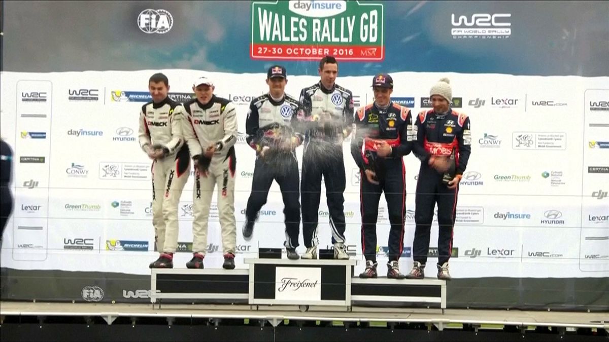 Rally, Gran Bretagna: Ogier vince ancora, titolo costruttori alla Wolkswagen