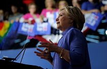 Clinton'la ilgili FBI soruşturmasının yeniden açılmasına tepki