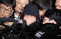 Declara ante el juez Choi Soon-sil, la "Rasputín de Corea del Sur"