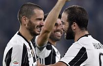 Juventus forward Higuain strikes winner against former club Napoli