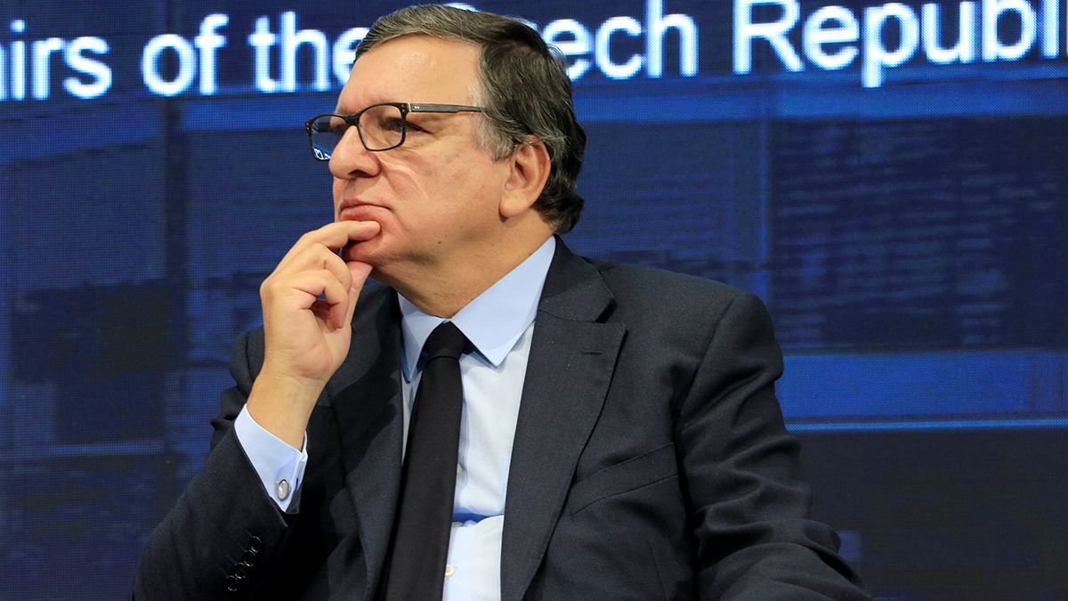 Barroso cleared by EU ethics probe over Goldman Sachs job