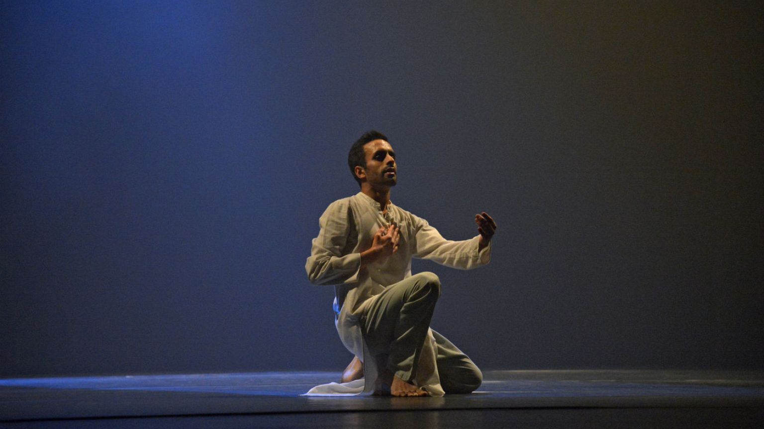 Aakash Odedra: Το μεγάλο αστέρι του χορού στο Παλλάς