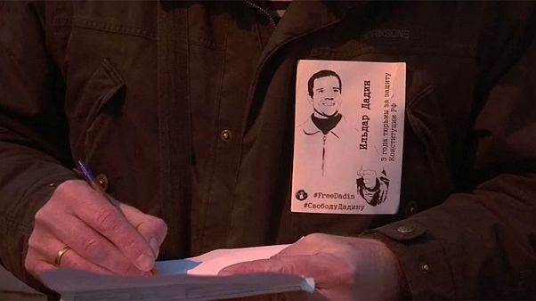 وقفة احتجاجية في موسكو ضد التعذيب داخل السجون الروسية وقفة احتجاجية في موسكو ضد التعذيب داخل السجون الروسية