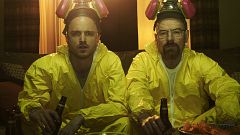 Image: Jesse Pinkman (Aaron Paul) and Walter White (Bryan Cranston) in Brea
