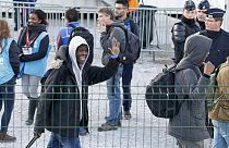 Все несовершеннолетние мигранты эвакуированы из Кале