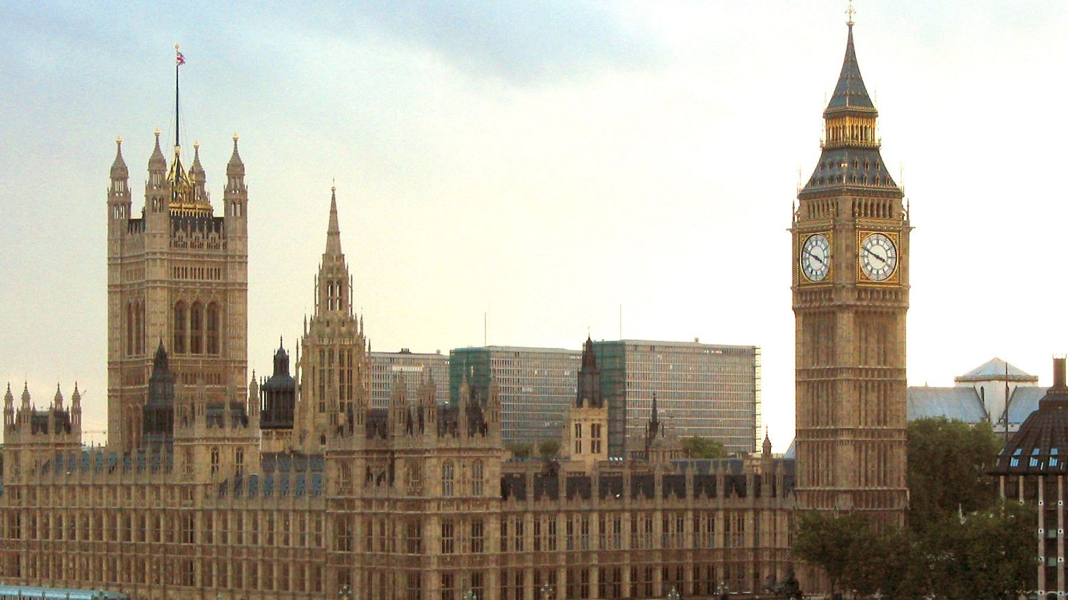 La Justicia británica dicta que no habrá "brexit" sin la autorización del Parlamento